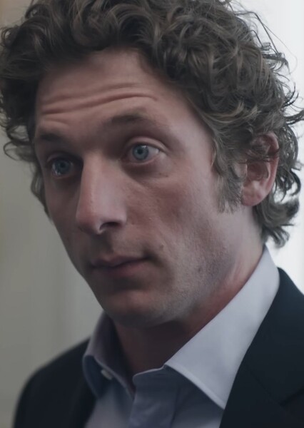 Jeremy Allen White photo