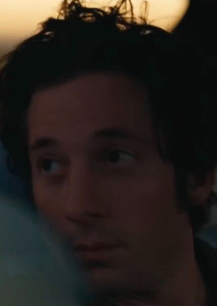 Jeremy Allen White photo