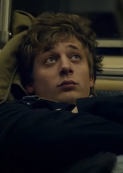 Jeremy Allen White photo