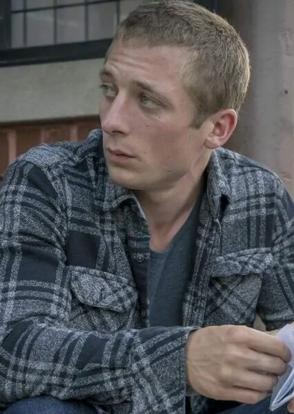 Jeremy Allen White photo