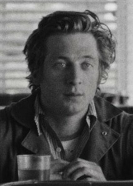 Jeremy Allen White photo