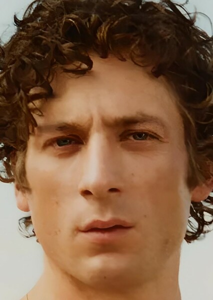 Jeremy Allen White photo
