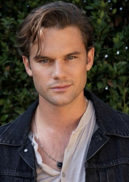 Jeremy Irvine