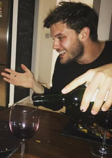 Jeremy Irvine photo