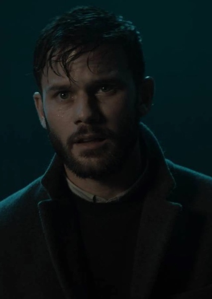 Jeremy Irvine
