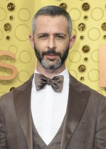 Jeremy Strong photo