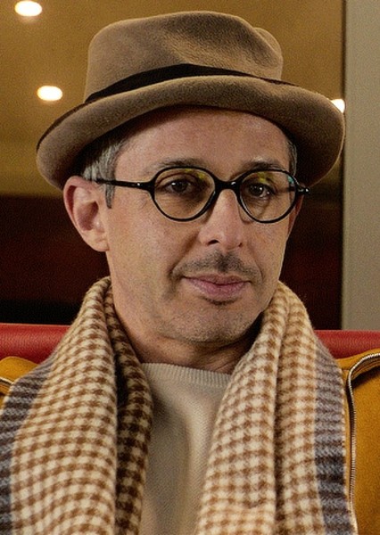 Jeremy Strong photo