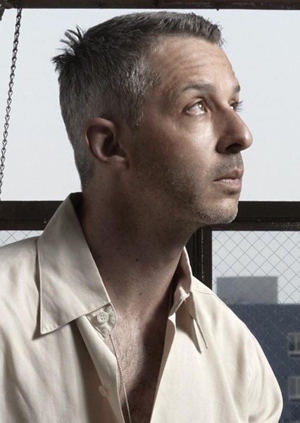 Jeremy Strong photo
