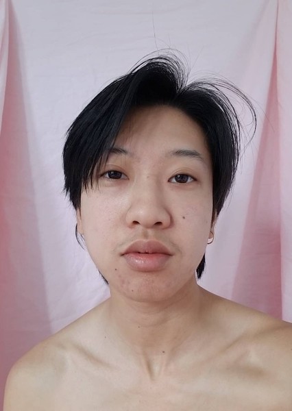 Jes Tom photo