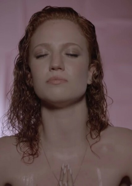 Jess Glynne photo