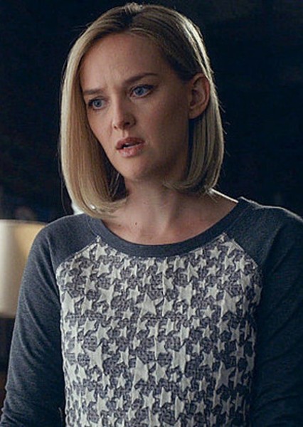 Jess Weixler photo