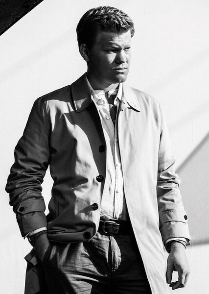 Jesse Plemons photo