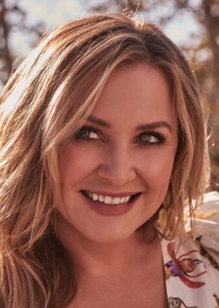 Jessica Capshaw photo