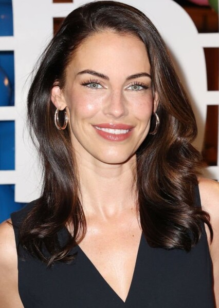 Jessica Lowndes photo