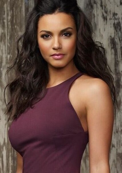 Jessica Lucas photo