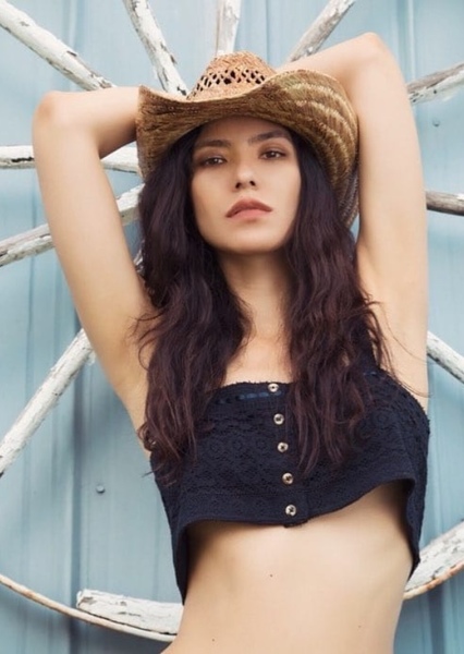Jessica Matten photo