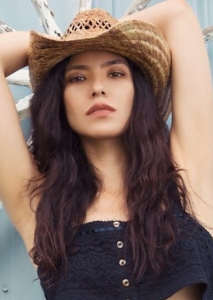 Jessica Matten photo