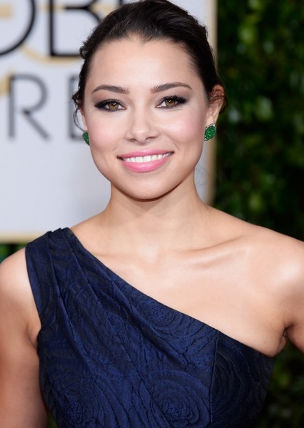 Jessica Parker Kennedy
