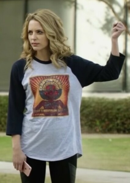 Jessica Rothe photo