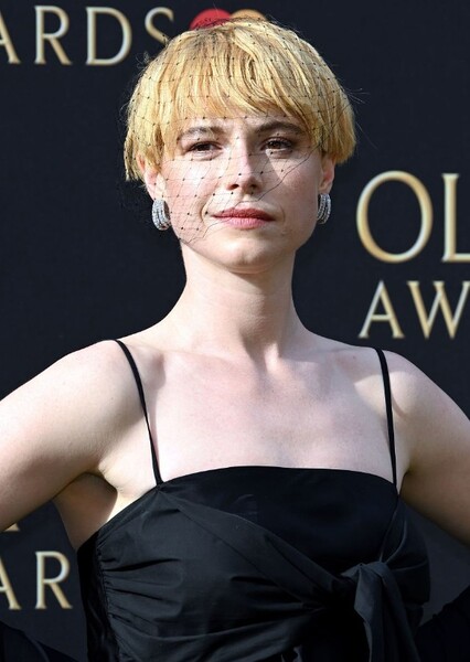 Jessie Buckley photo