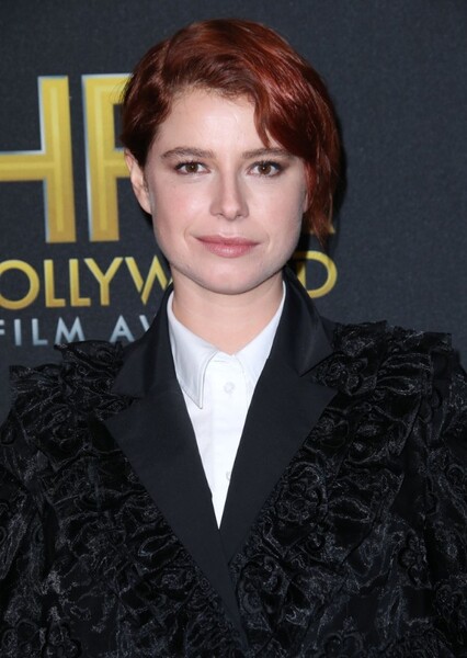 Jessie Buckley photo