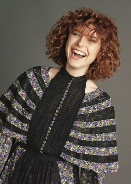 Jessie Buckley photo