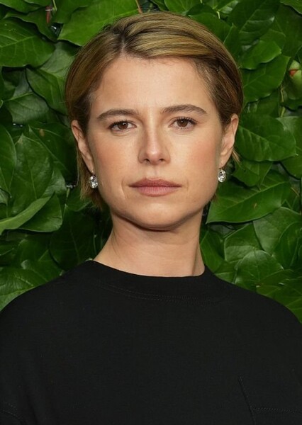 Jessie Buckley photo