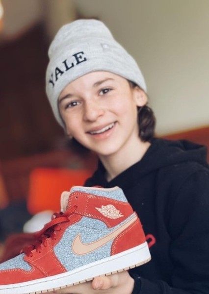 Jett Klyne photo
