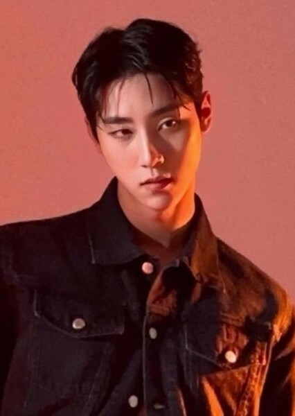 Ji Ho-geun photo