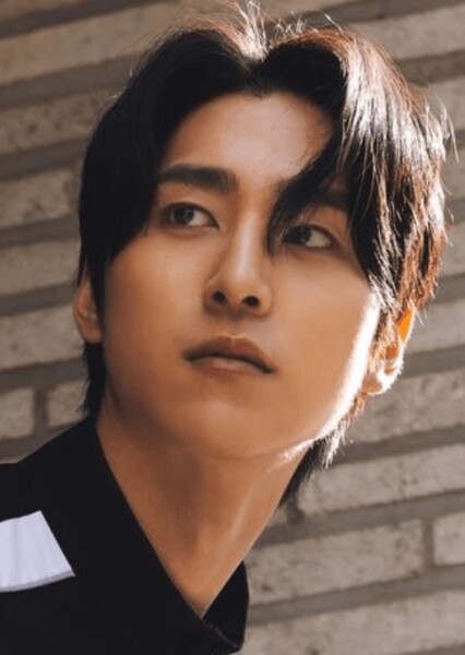 Ji Ho-geun photo