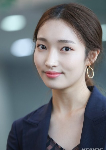 Ji Hye-won photo