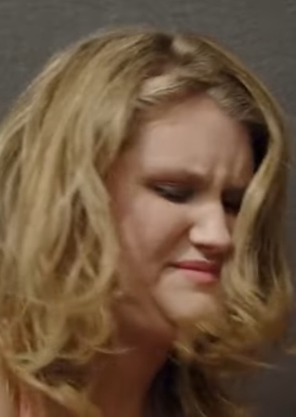 Jillian Bell photo