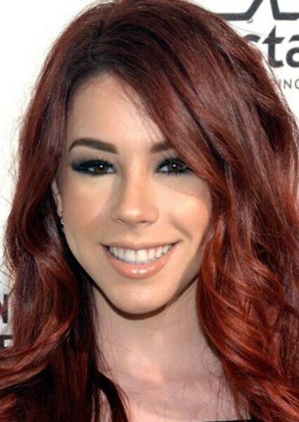 Jillian Rose Reed photo