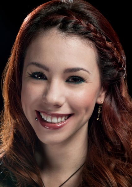 Jillian Rose Reed