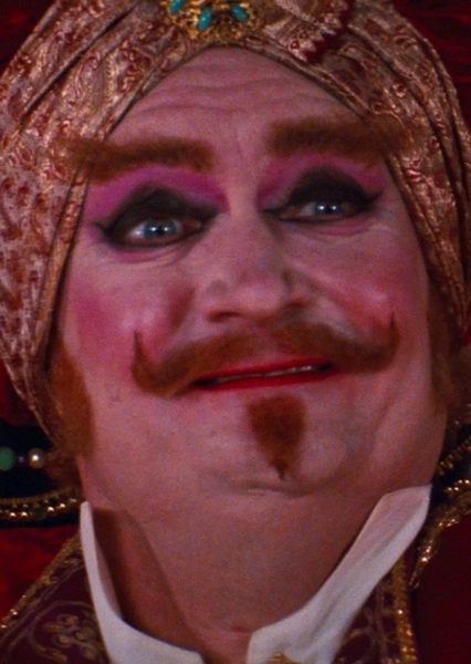 Jim Broadbent photo