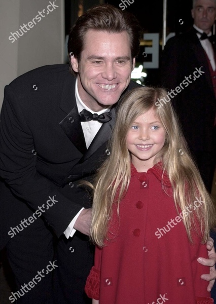 Jim Carrey and Taylor Momsen photo