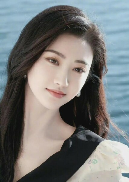 Jing Tian photo