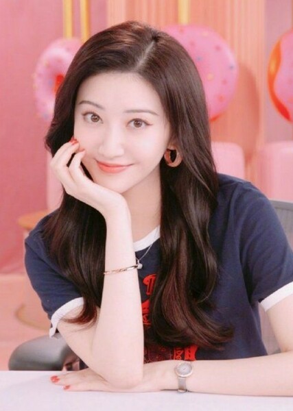 Jing Tian photo