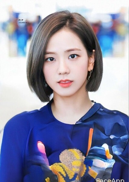 Jisoo (Kim Ji-soo)
