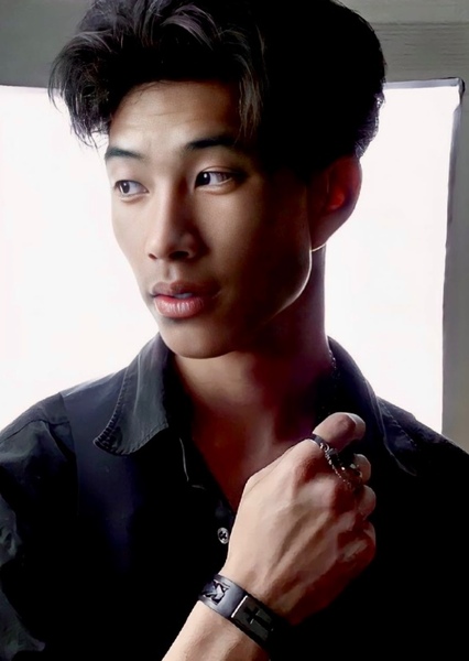 JJ Lee photo