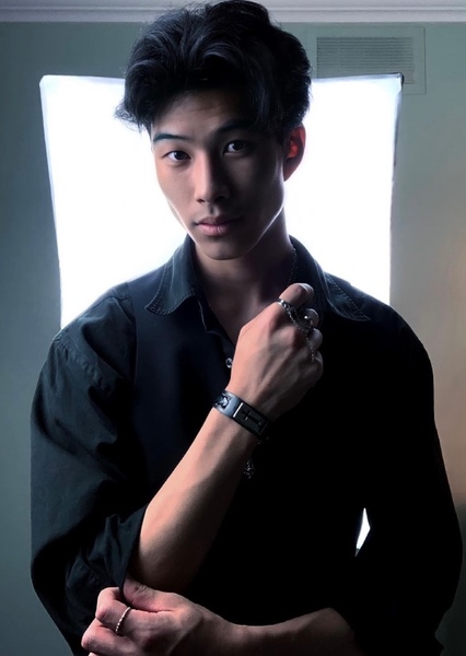 JJ Lee photo