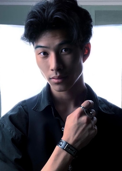JJ Lee photo