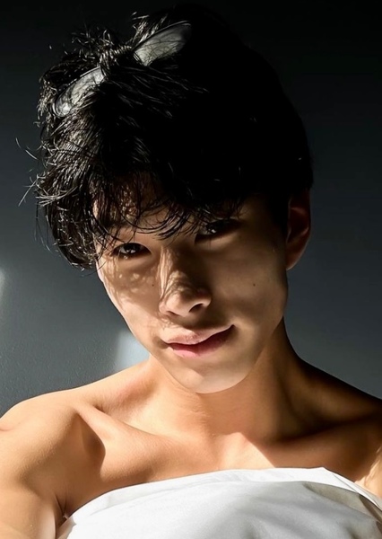 JJ Lee photo