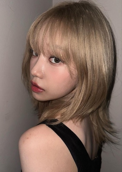 Jo Yu-ri photo