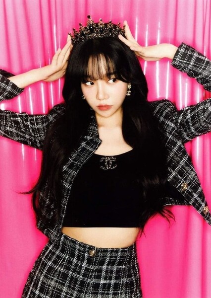Jo Yu-ri photo