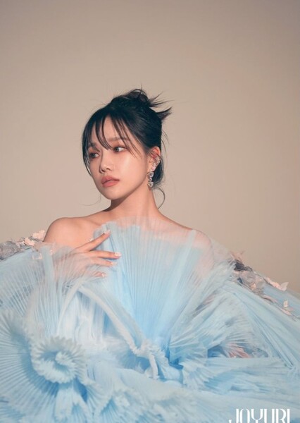 Jo Yu-ri photo