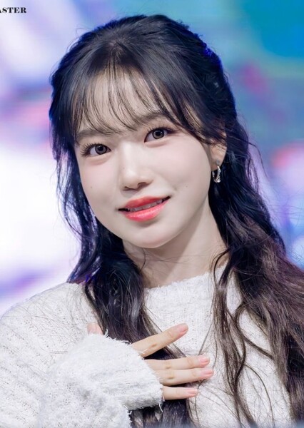 Jo Yu-ri photo