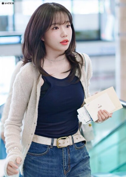 Jo Yu-ri photo