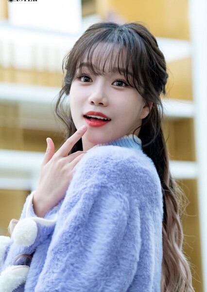 Jo Yu-ri photo