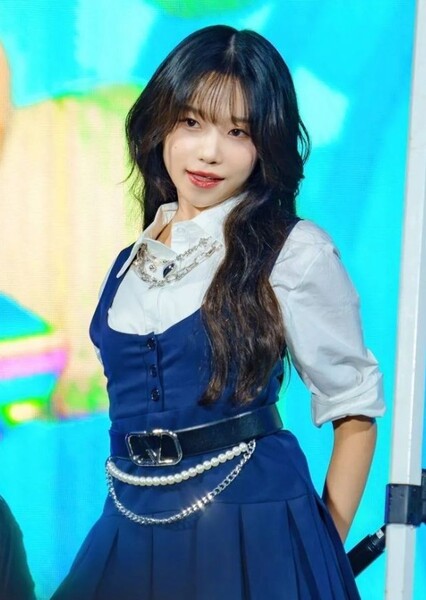 Jo Yu-ri photo